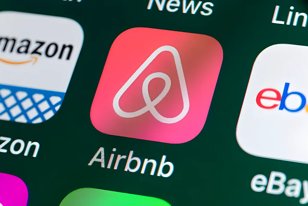 Is Airbnb Travel Insurance Worth It? Our Comprehensive Review